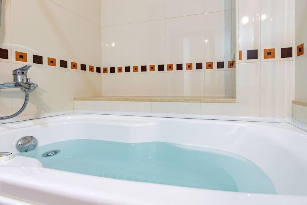 Jdcbi - Peaceful Lovely Apartment In City Center Σεβίλλη Εξωτερικό φωτογραφία